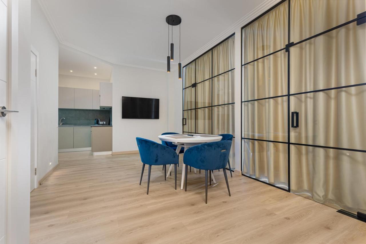 Sea Symphony 3-Bedrooms Apartment Odesa Exterior photo